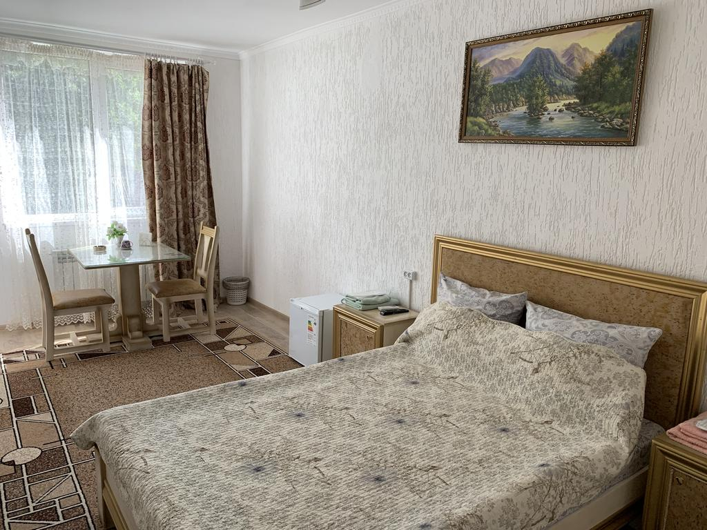 Minihotel Svetofor, Piatigorsk – Prețuri Actualizate 2020 for Calendar De Frumusete 2020