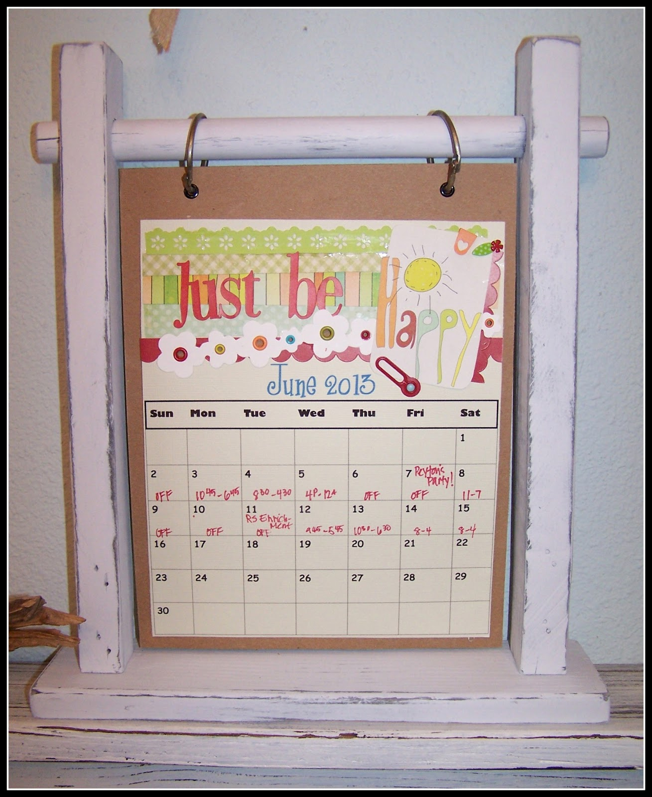 The Wooden Star: Wooden Calendar Holder for Calendar Frames And Holders