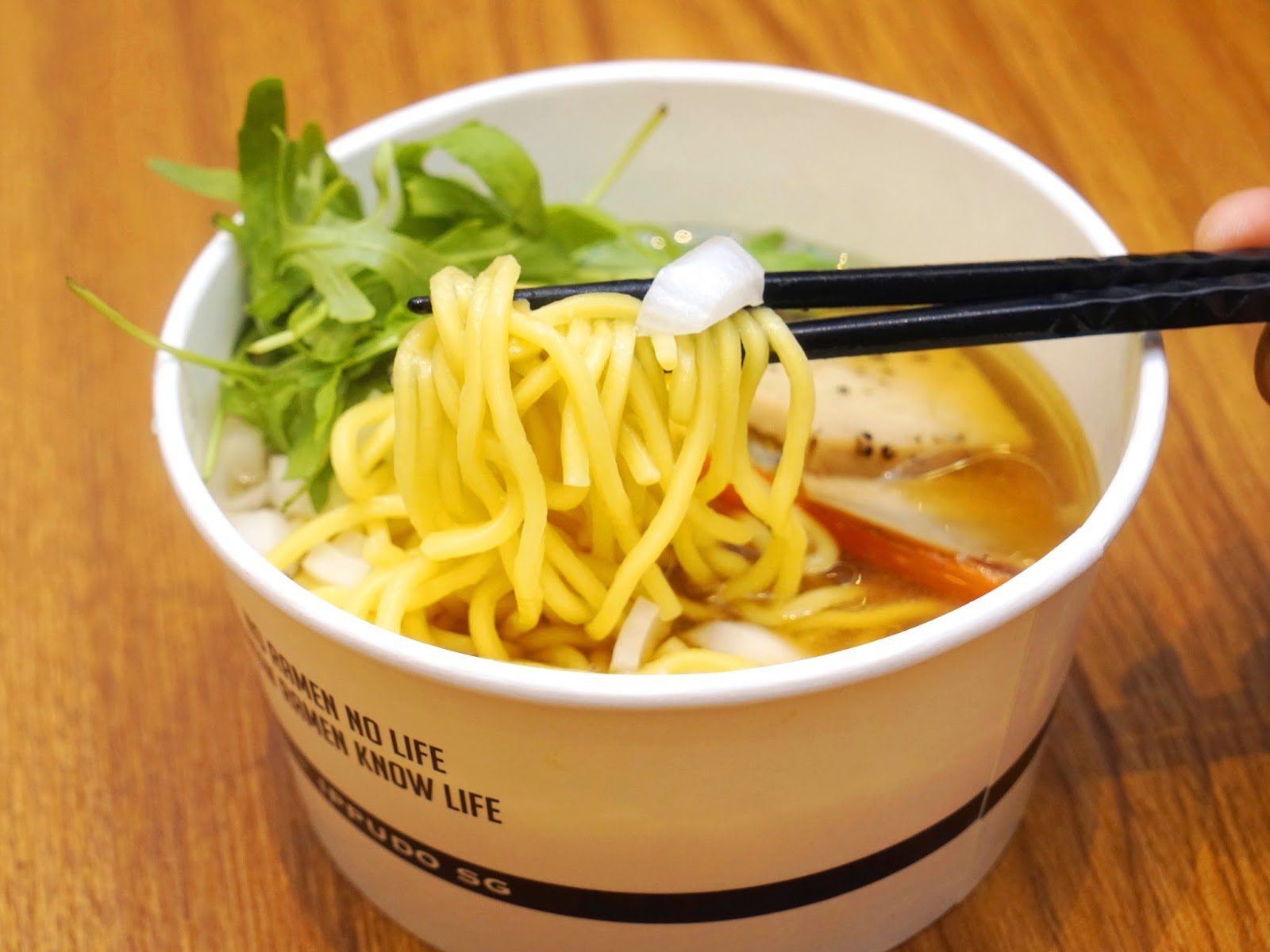 Pinkypiggu: Kuroobi By Ippudo @ Mbs ~ A Ramen Takeaway for Ippudo $10 Ramen