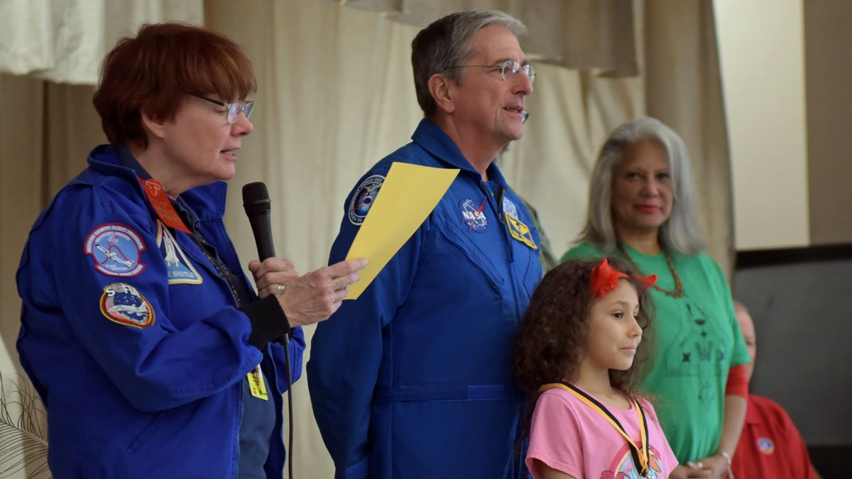 Killeen: Astronaut Lands At Local Elementary School with Killeen Isd Calendar